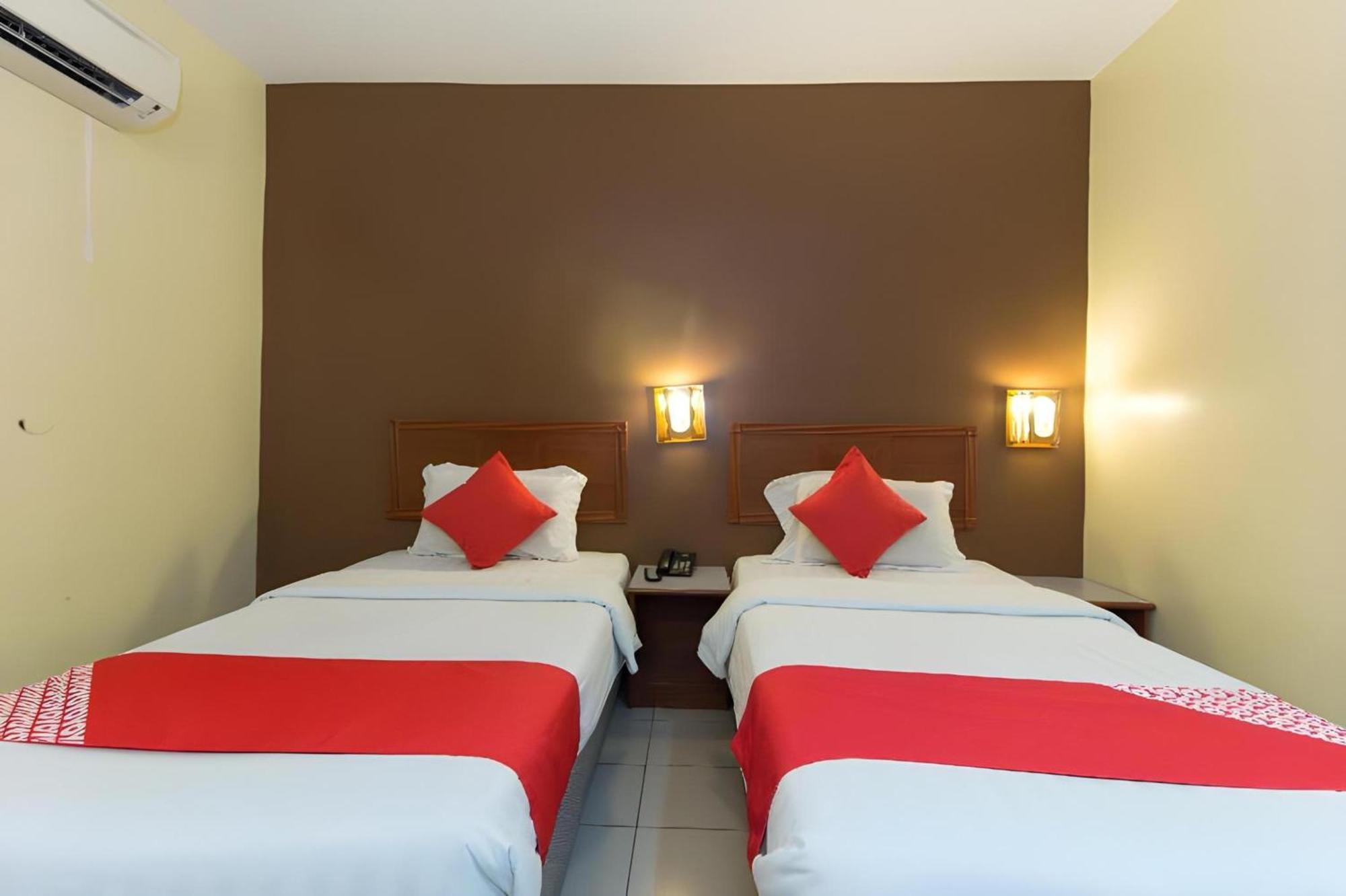Super Oyo 447 Comfort Hotel Meru Κλάνγκ Εξωτερικό φωτογραφία