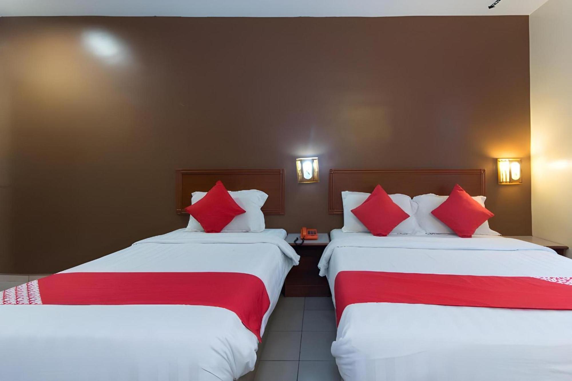 Super Oyo 447 Comfort Hotel Meru Κλάνγκ Εξωτερικό φωτογραφία