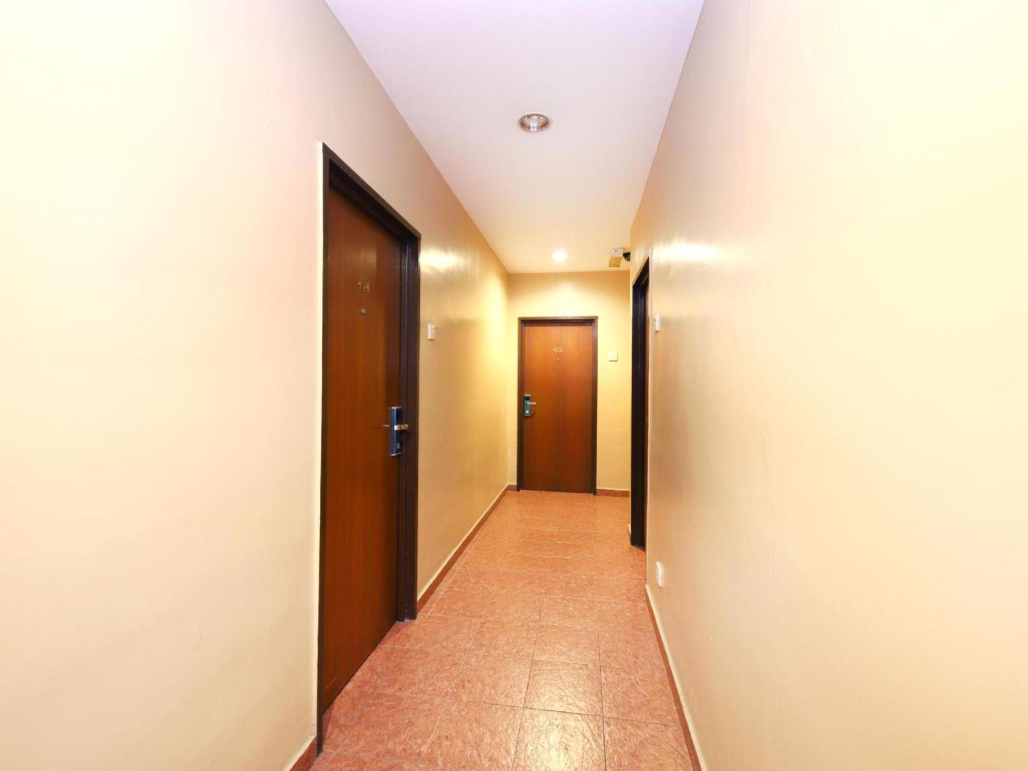Super Oyo 447 Comfort Hotel Meru Κλάνγκ Εξωτερικό φωτογραφία